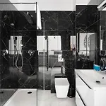 Nadolnik 2-bedroom By Bookinghost *